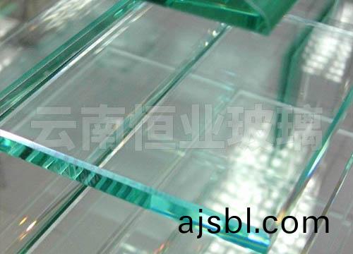 崑明鋼化玻瓈廠(chǎng)(chang)傢